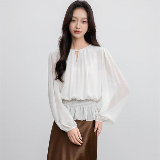 「自」全新升级【铂金会员183/天猫239/差价56】(12124)洛诗琳气质中式盘扣衬衫2025秋季设计感通勤压褶宽松雪纺衫 商品图2