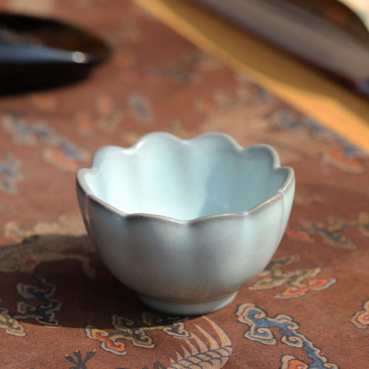 问鼎官窑庚子宋青菡萏杯（小） 商品图1