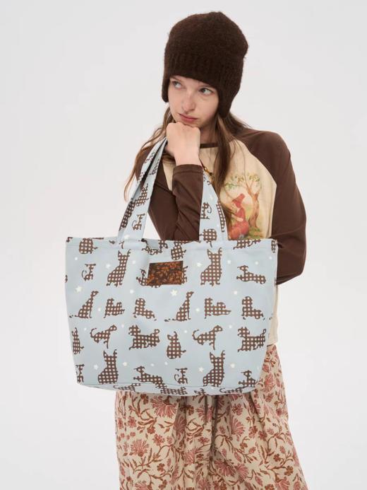 local tag/lt25awk37/cocoa 大容量印花托特包 内置拉链 商品图1