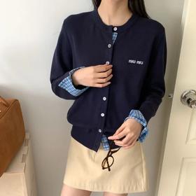 缪系 超美假两件刺绣标小开衫，慵懒宽松精仿羊毛面料针织圆领女士学院风针织小外套