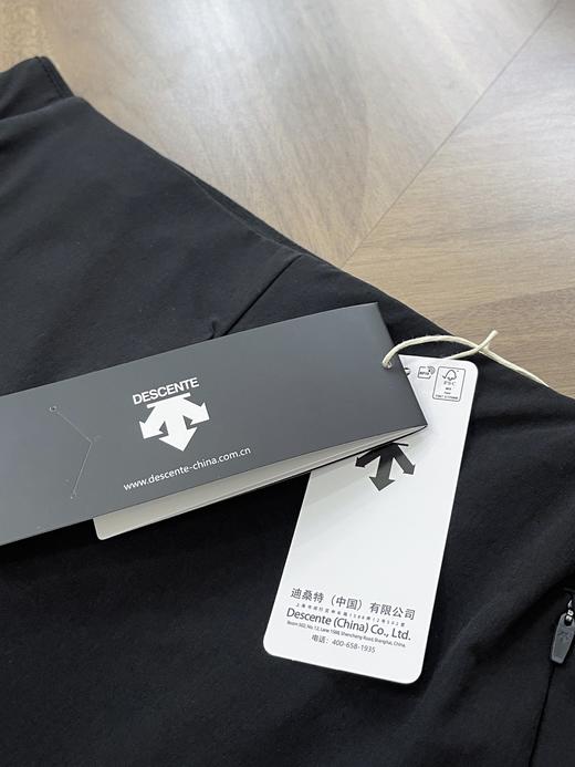 点此购买 迪桑特TRAINING系列防泼水女士运动长裤 37 329232 商品图8