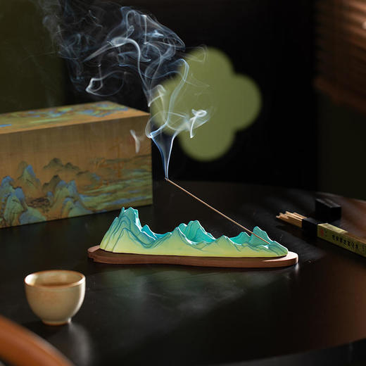 热卖！青烟袅袅！上新了故宫·千里江山熏香套装 礼盒赠手提礼袋 商品图0