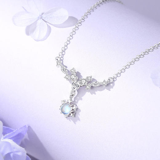 卡蒂罗KADER 初雪星光项链  925银 法式高级感满锆镶嵌跳动的心锁骨链 小众百搭#好运 时尚轻奢ins风韩系设计 项链 女款 银色 商品图2