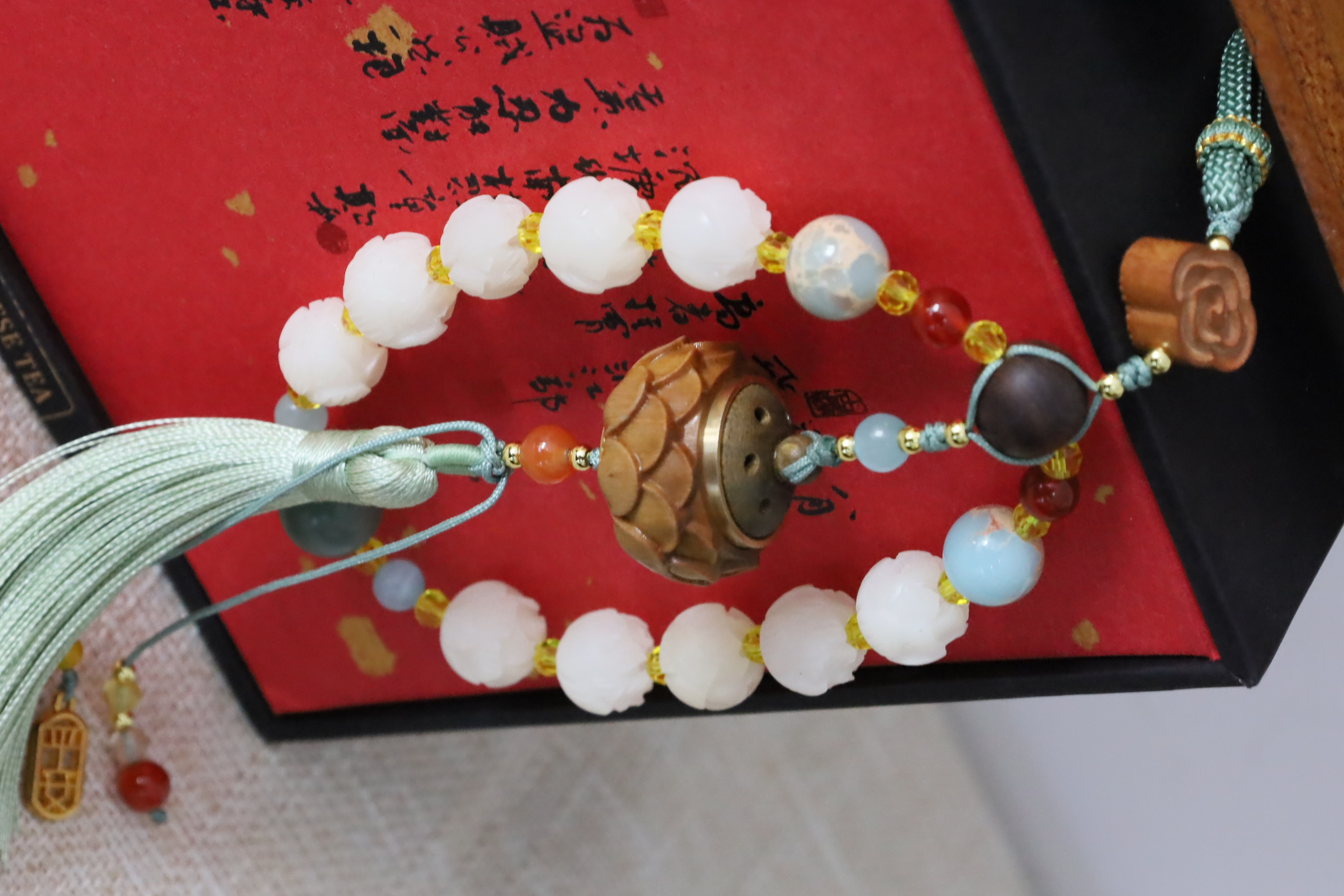 【菩提莲花挂件】省级传承创新工作室坤宁和堂x径山文创联名推出/“越来越好工艺”残障匠人研发设计