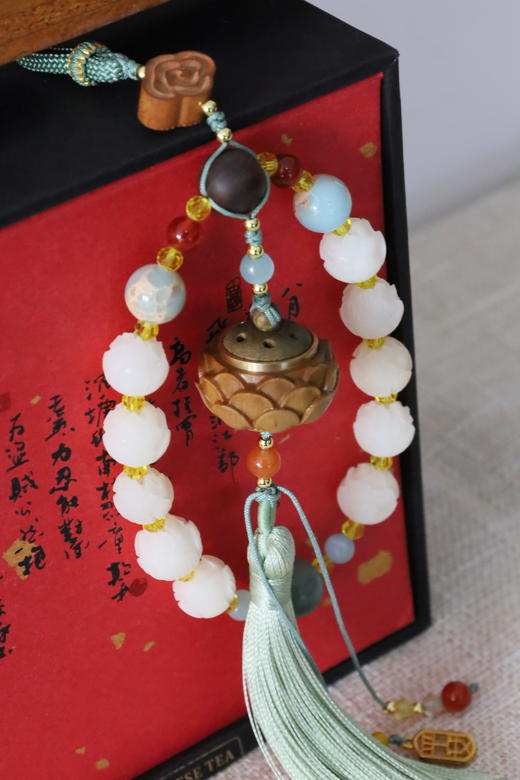 【菩提莲花挂件】省级传承创新工作室坤宁和堂x径山文创联名推出/“越来越好工艺”残障匠人研发设计 商品图0