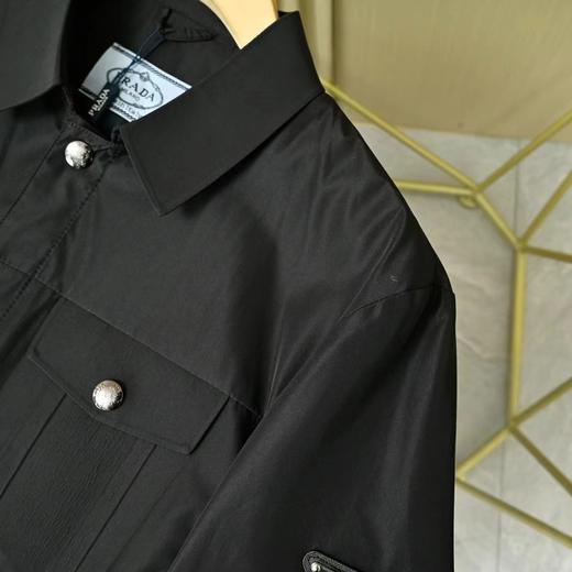 普家2025春秋季男士新款翻领轻奢休闲夹克外套  金属三角经典小标。哈林顿老干部商务外套 商品图6