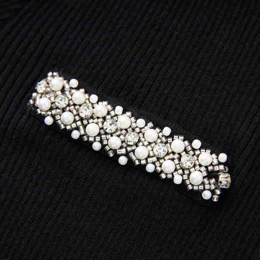 「高货wl」全新升级【铂金会员201/天猫269/差价68】(22219)洛诗琳轻奢重工钉珠上衣2025秋季水钻领羊毛混纺针织开衫 商品图2