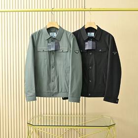 普家2025春秋季男士新款翻领轻奢休闲夹克外套  金属三角经典小标。哈林顿老干部商务外套