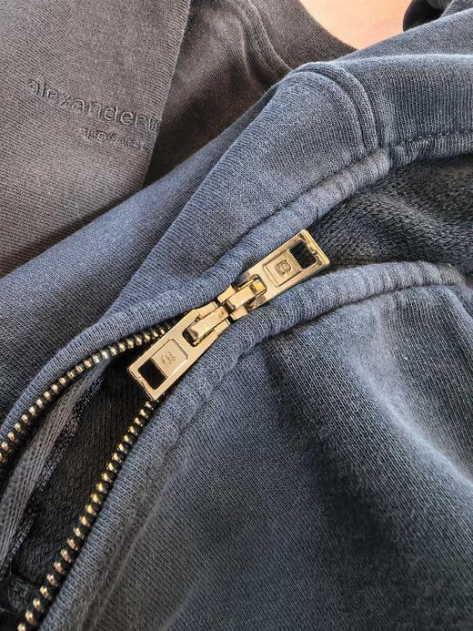 lexanderwang大王25ss新款徽标字母拉链连帽外套，三个色 经典耐看 上身轻便。 商品图6