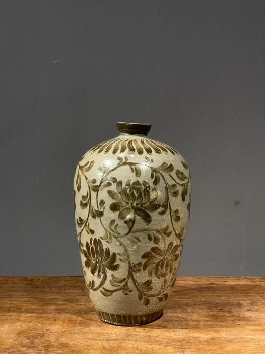 褐绘缠枝莲花纹青瓷梅瓶，顺丰包邮 商品图5