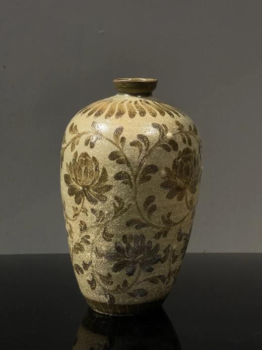 褐绘缠枝莲花纹青瓷梅瓶，顺丰包邮 商品图8