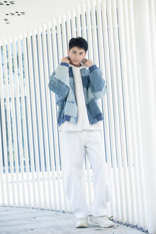 S435872071拼接牛仔夹克 商品图3