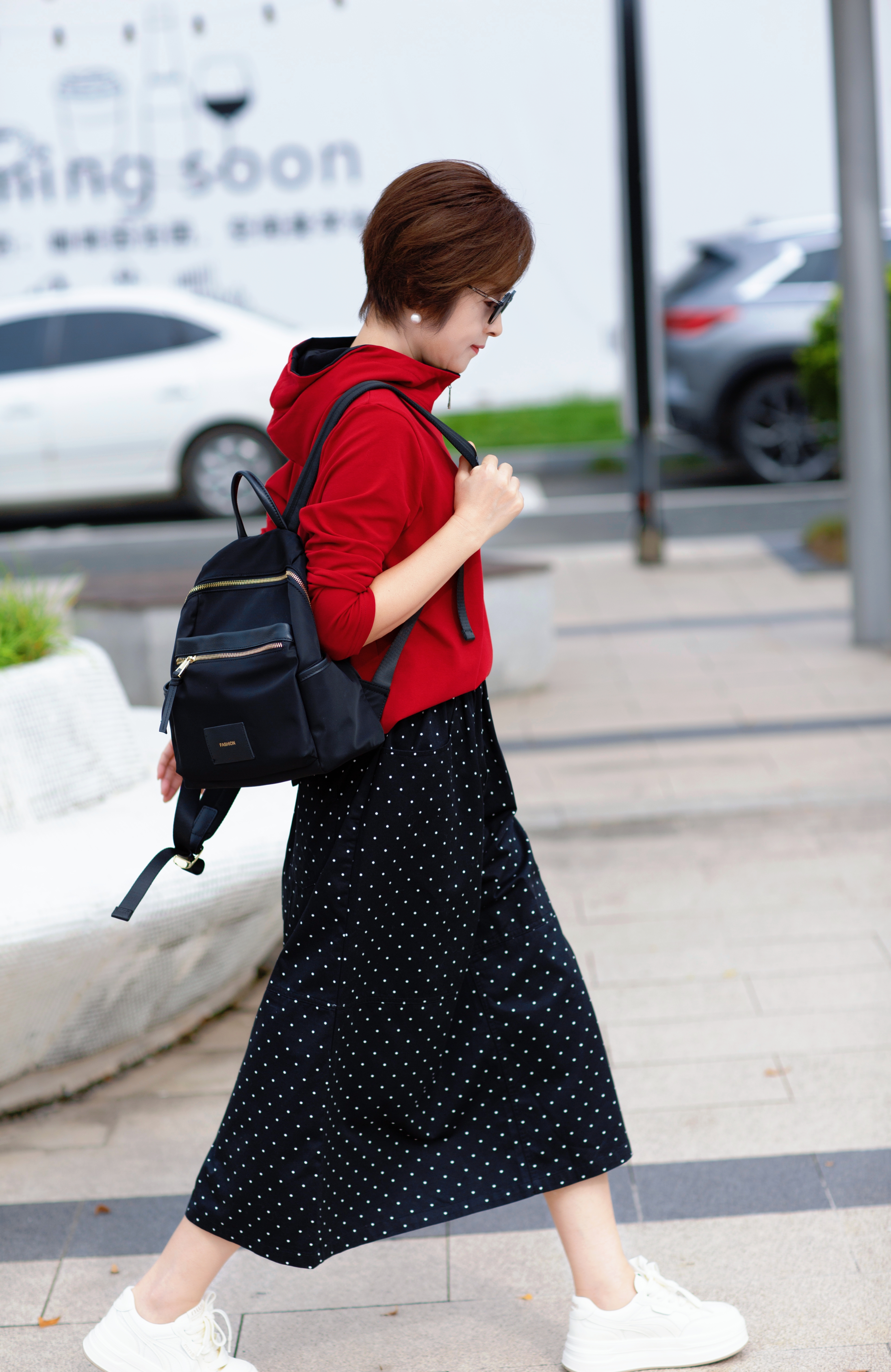 松紧腰波点半裙