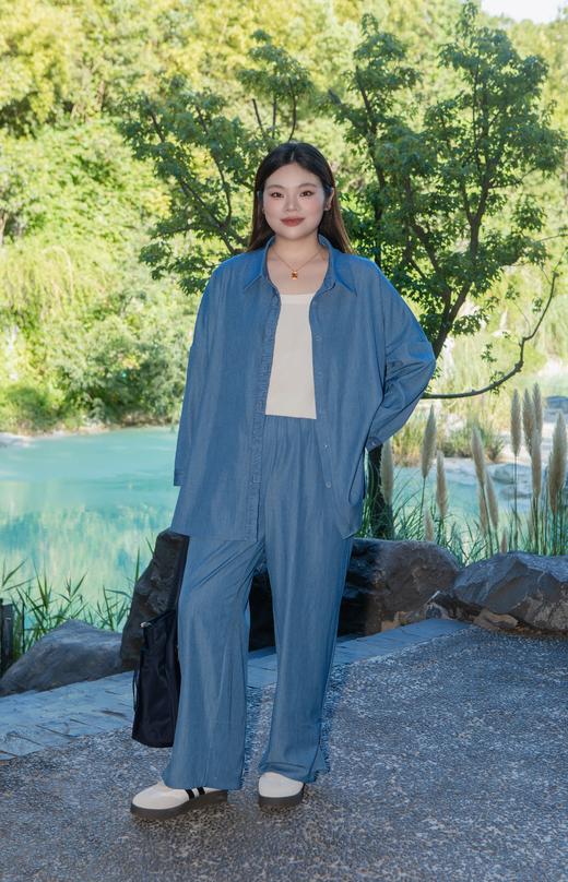 一周发货，30件定制限量款【老钱风 宽松衬衫上衣】垂顺、挺括！尖头翻领衬衫领，面料垂顺柔软，厚度适中，微弹，中长款，正码正拍，69%聚酯纤维25.7%粘纤5.3%氨纶 商品图2