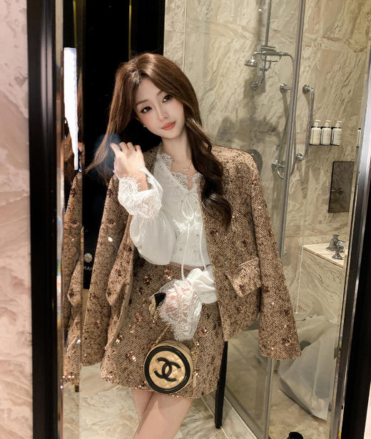 张心子【月光奏鸣】V领蕾丝系带通勤百搭气质衬衫上衣 U2509010 商品图12