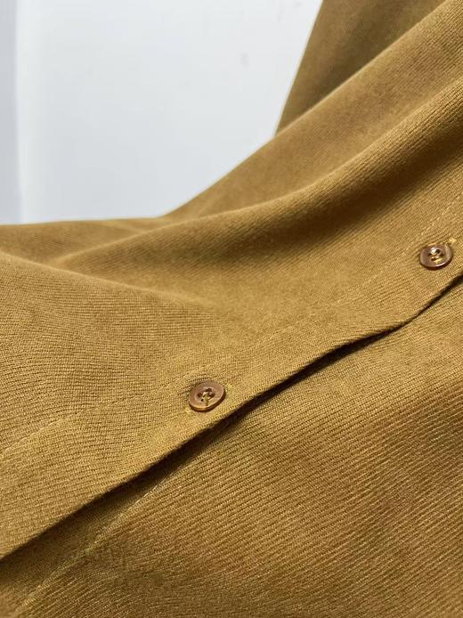 【秋上新】咖色灯芯绒长袖衬衫-喜出 商品图2