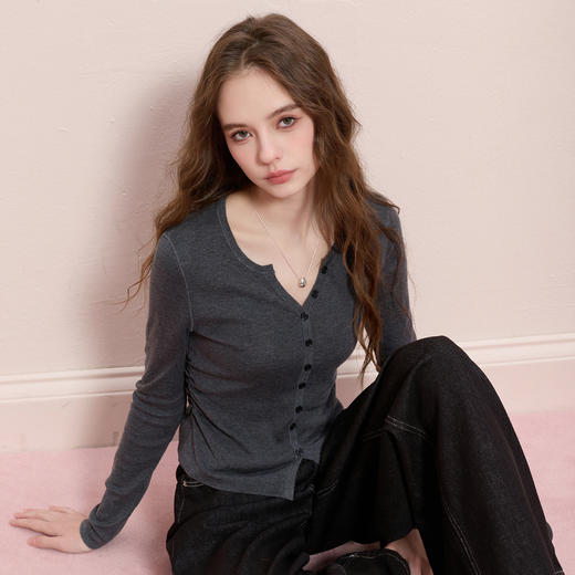 三彩2025冬季新款修身针织衫圆领毛衫开叉捏褶显瘦M 商品图1