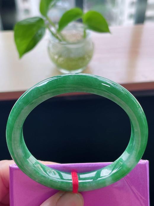 56贵妃翡翠手镯 商品图1