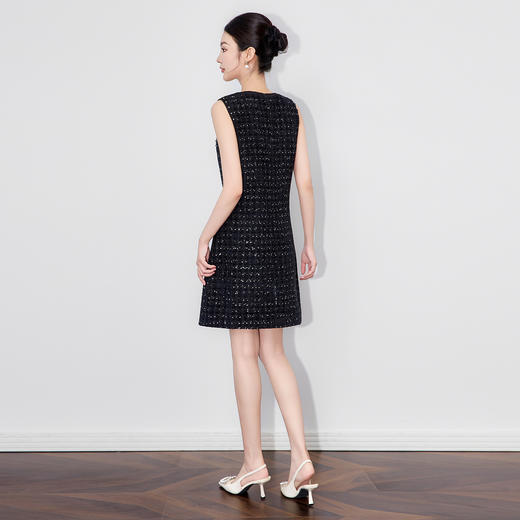 「高货wl」全新升级【铂金会员358/天猫479/差价121】(03906)洛诗琳轻奢小香风连衣裙2025秋季粗花呢无袖收腰背心裙女 商品图2