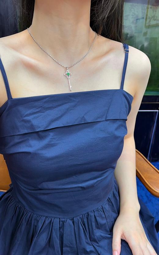 0.35ct刻面祖母绿吊坠 商品图4