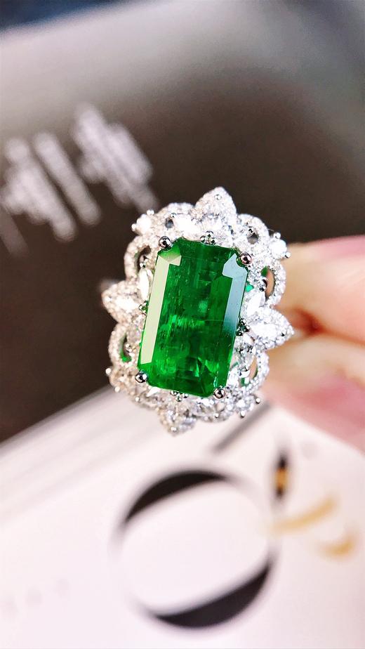 2.14ct刻面祖母绿吊坠 商品图5