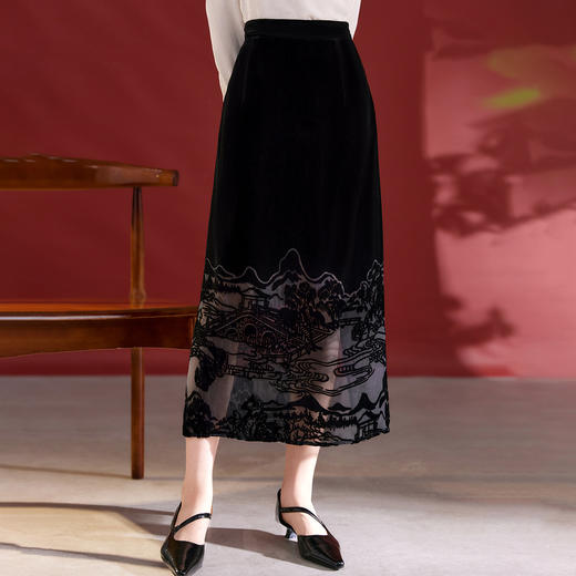 QS真丝丝绒烧花半身裙女秋季薄款高腰开叉法式洋气新款时尚百搭1989 商品图3