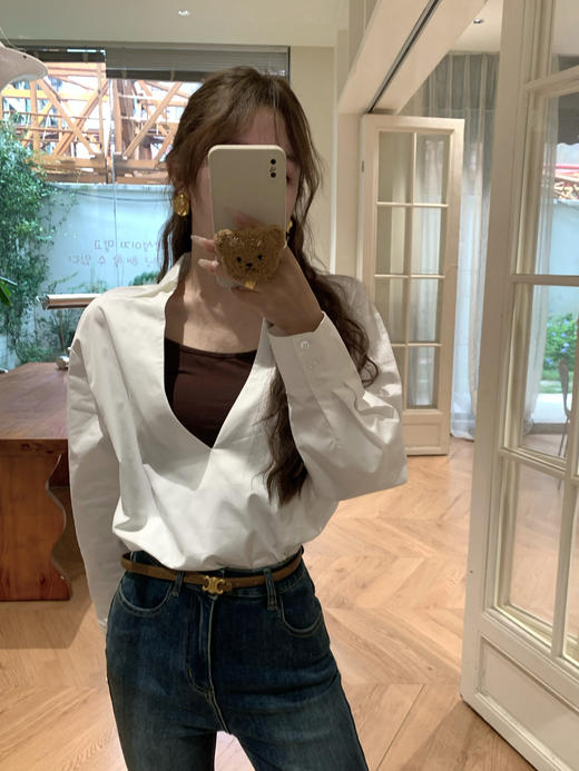 Read Nameless/韩系大V领衬衫吊带两件套 2025/9/4 商品图6