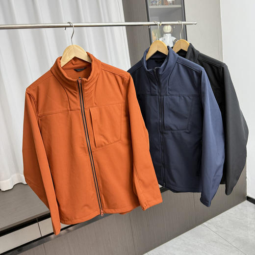 户外D家线下2K+秋冬新款保暖防风防泼水立领休闲冲锋外套夹克男士！ 商品图0