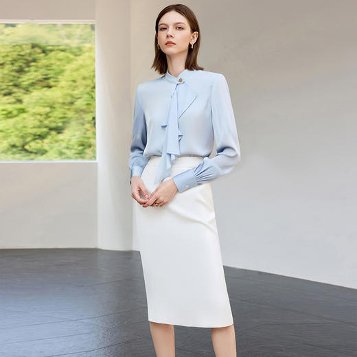 IWY/蓝色衬衫女新款气质女神范职业装长袖衬衣包臀裙两件套B566+S1854 商品图2