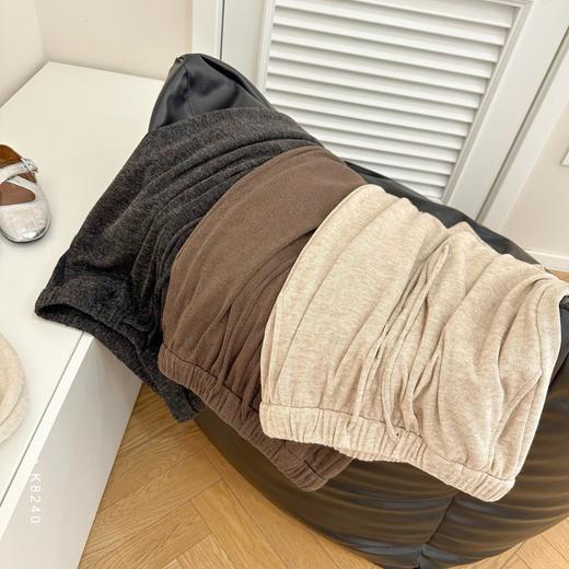 老米优品🎈预售15天发！ 《软糯限定 . 糯米羊绒感阔腿裤》小直筒阔腿，显瘦不臃肿，炒鸡舒服的一条！！K250903A 商品图5