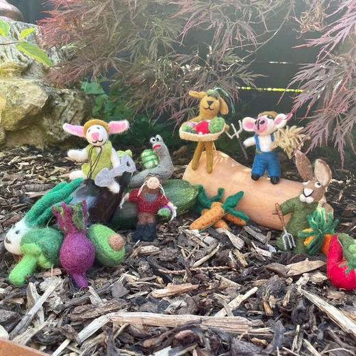 北京仓｜Felt So Good-Dom the Gardening Dog-园丁小狗 羊毛毡 挂件［英国设计师］ 商品图2