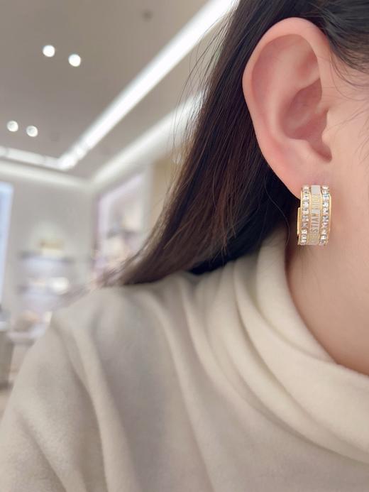 迪奥 双排方钻珐琅字母耳钉（XK） 商品图2