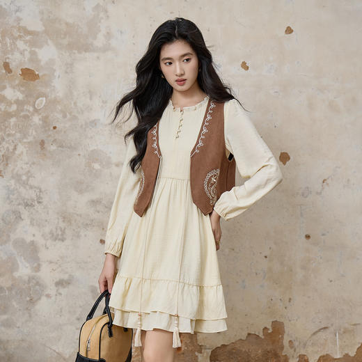 奢姿大码女装2025秋季时尚刺绣系带马甲气质荷叶边连衣裙两件套装9953994245AB 商品图1
