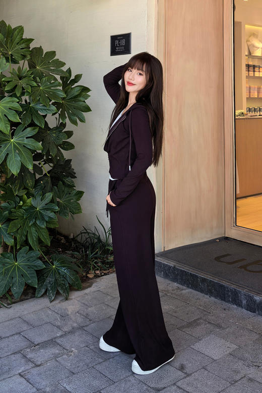 逸红颜明月优选日常懒人套装『露营日』巨巨巨显瘦 自带打底假两件设计 随手一穿就出门 商品图7