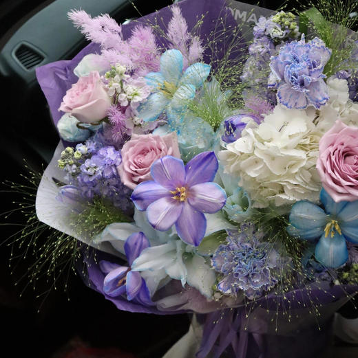 《水瓶座》优雅蓝紫色系花束需要提前一天预定 商品图4