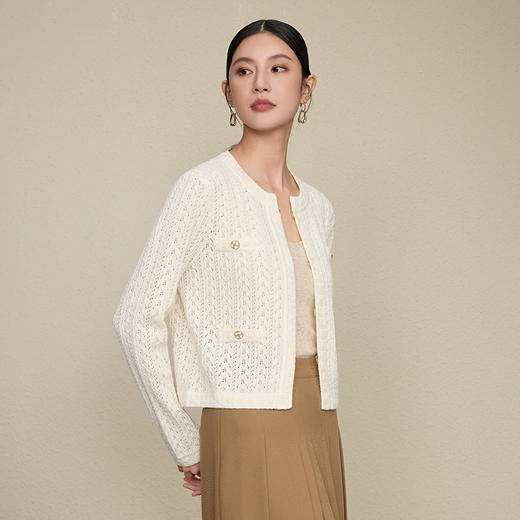 「自」全新升级【铂金会员349/天猫469/差价120】(44437)洛诗琳秋季新款法式气质小香风重工镂空山茶花型羊毛针织开衫女 商品图2