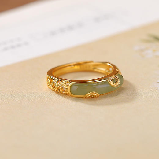 天然和田玉S925纯银镀金，青玉唐草纹镂空新中式戒指CW-JZ07291 商品图2