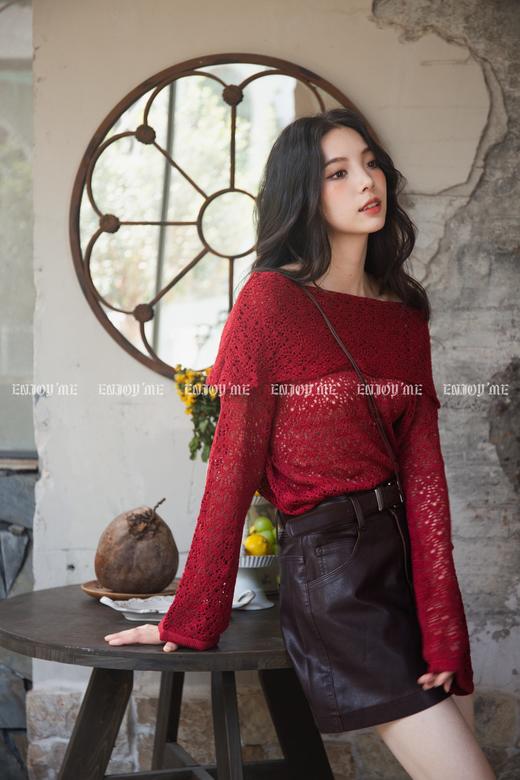 【门店同款】ENJOY秋季“谧色花颂”温柔斜肩毛衣 165243326 商品图4