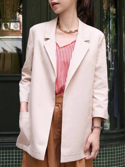 TYNVIE 七分袖前开式无里西装外套 - 卡其色 商品图0