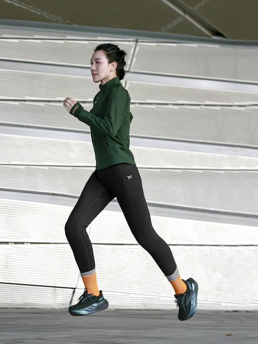 BODYWIT刺客女抓绒跑步风衣 商品图0