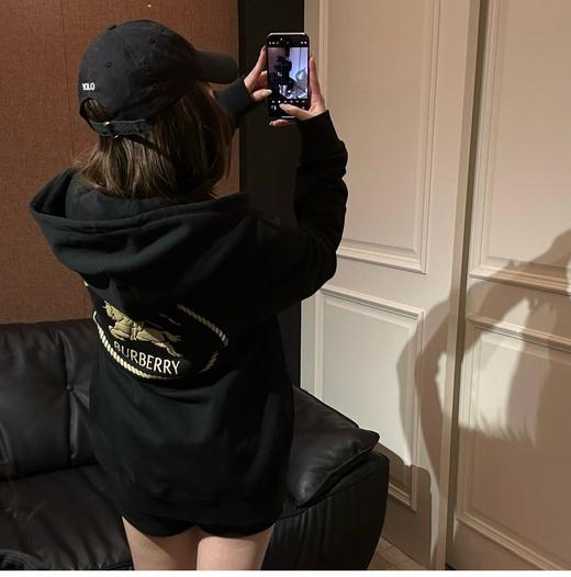 开年特回馈❗️独家高奢𝐛𝐛𝐫情侣卫衣外套 男女款 商品图7