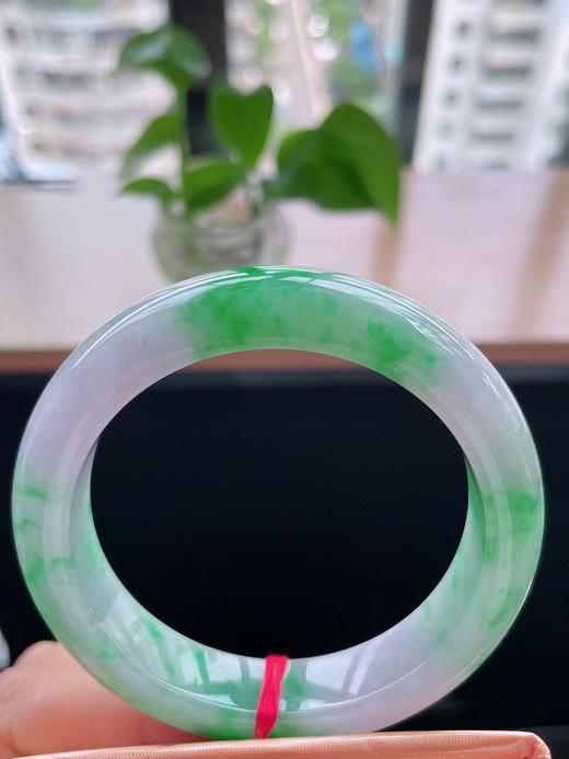 54正圈翡翠手镯 商品图3