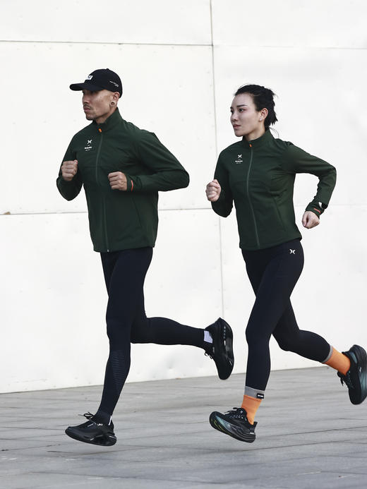 BODYWIT刺客女抓绒跑步风衣 商品图3