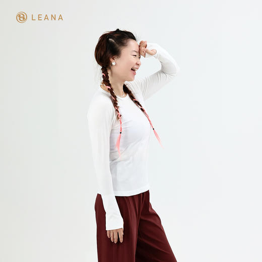 LEANA【无缝长袖】秋裸感立体修身长袖透气圆领瑜伽跑步运动上衣LN42002无胸垫 商品图7