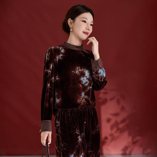 QS真丝丝绒拼接扎染上衣女100%桑蚕丝半高领宽松秋季新款小衫1877 商品图2