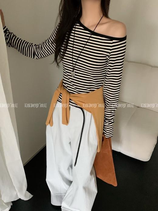 【门店同款】ENJOY秋季下摆不规则斜肩条纹T恤 164543749 商品图3