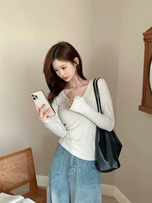 【秋上新】longmeijia高弹U领螺纹长袖T恤-喜出 商品图1