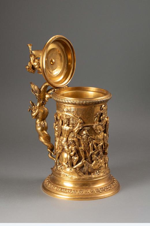 独角鹿西洋古董19世纪末欧洲出品新文艺复兴风格神话人物及古典战役主题铜鎏金精雕大型带盖啤酒杯 商品图2