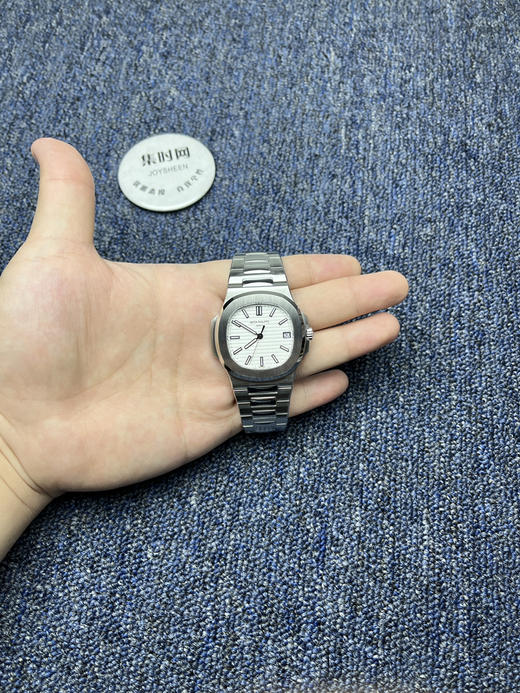 百达翡丽DDF鹦鹉螺5711系列 男士腕表 324机 一眼难忘原版神韵难以辨别传世之作 丹东厂定制红宝石中轴一体机 商品图9