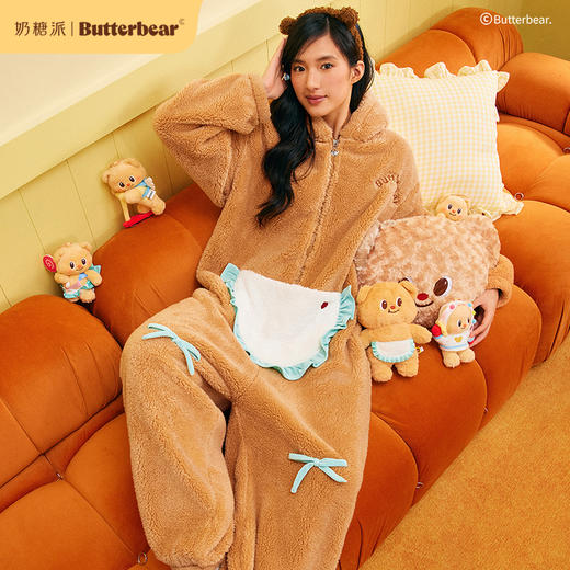 奶糖派[围裙熊连体裤]睡衣女冬季保暖家居服黄油小熊联名新款毛绒连体衣 商品图0